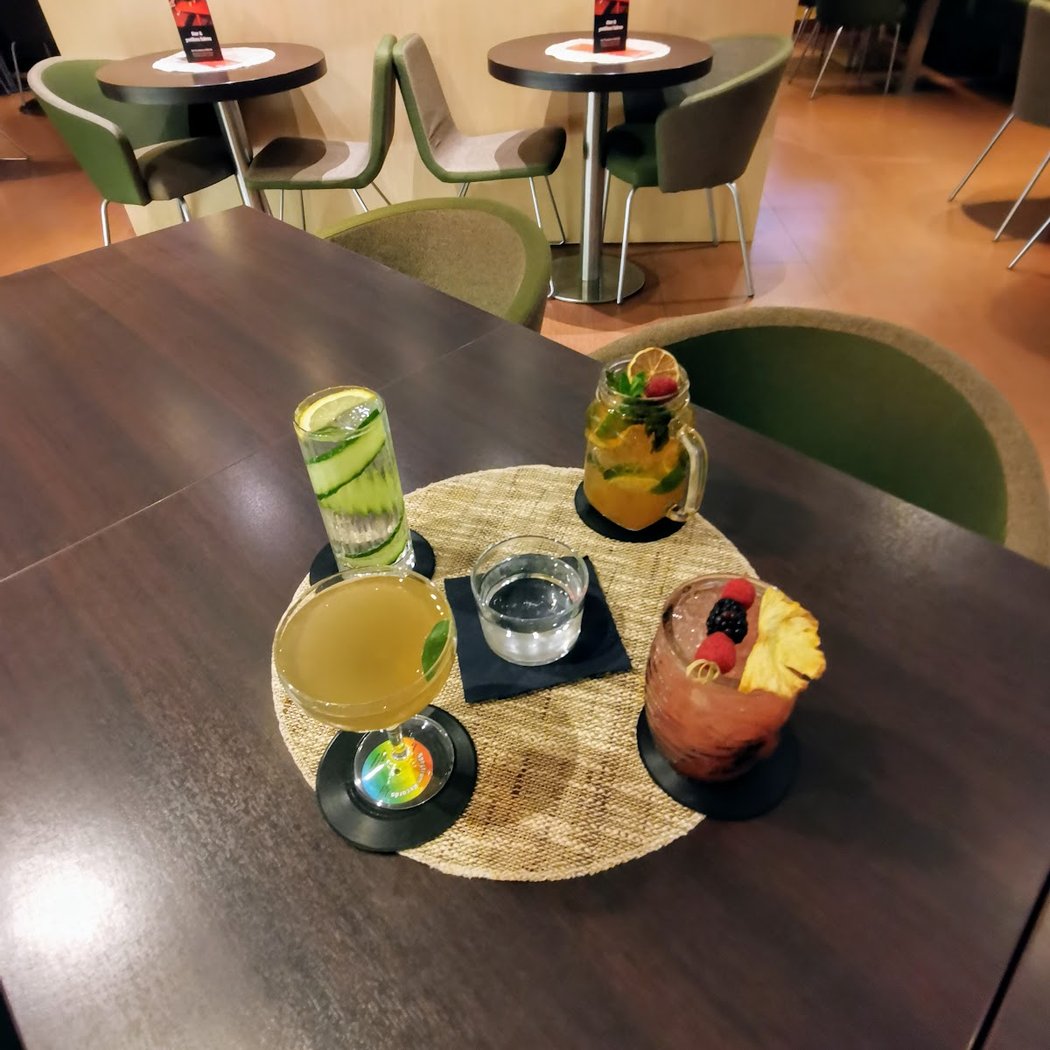 Le Cocktail Bar Ibis Montmartre 2